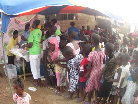 tadmi-fed-and-entertain-many-on-7-18-14-2-20170216-1283035817