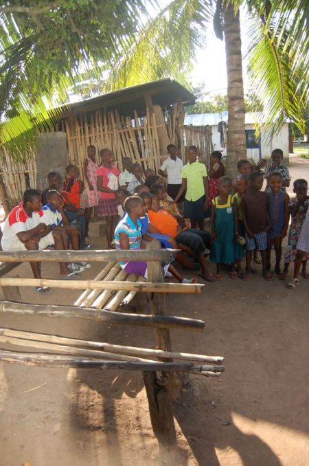 visit-to-ve-deme-orphanage-10-22-13-2-20170216-2036375496